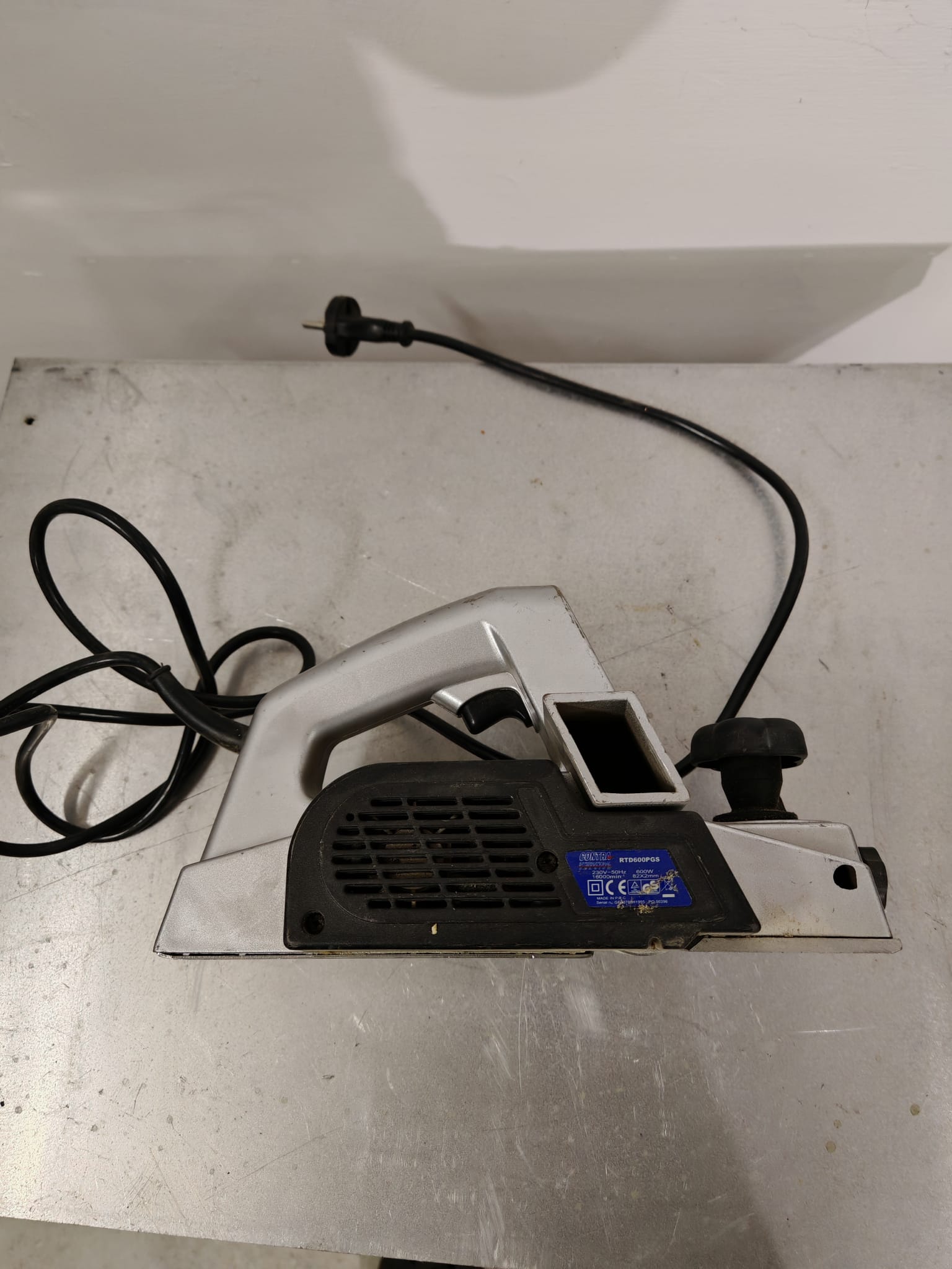 230v Käsihöylä vuokralle