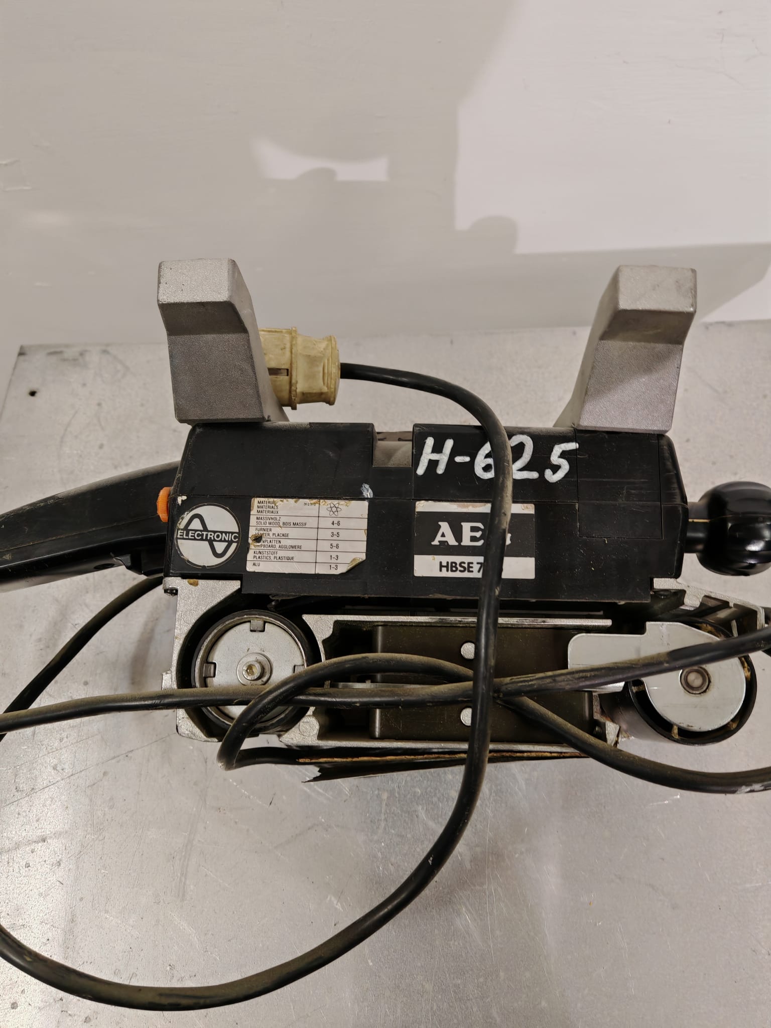 230v Nauhahiomakone vuokralle