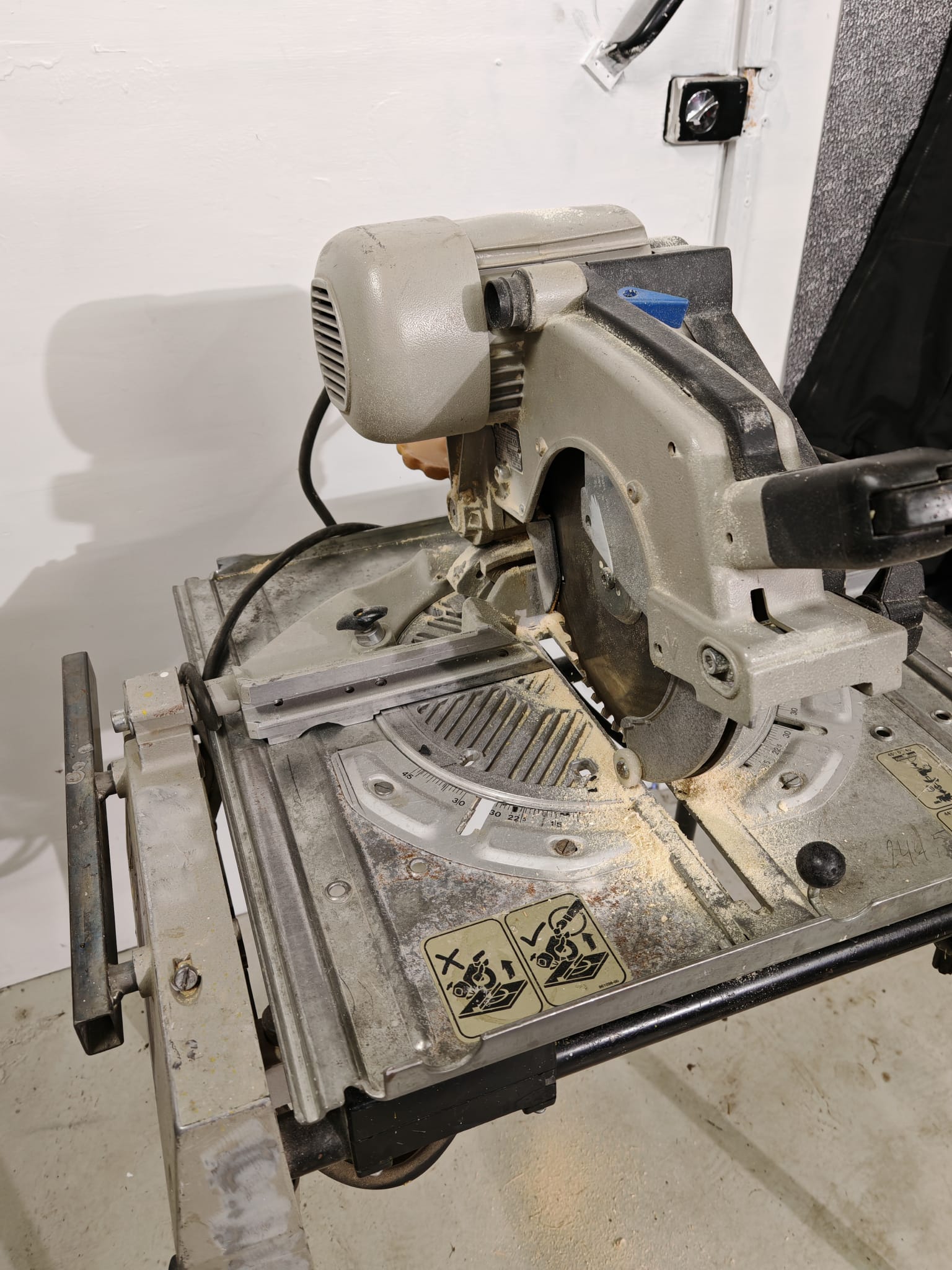 230v Kääntöpöytäsirkeli vuokralle