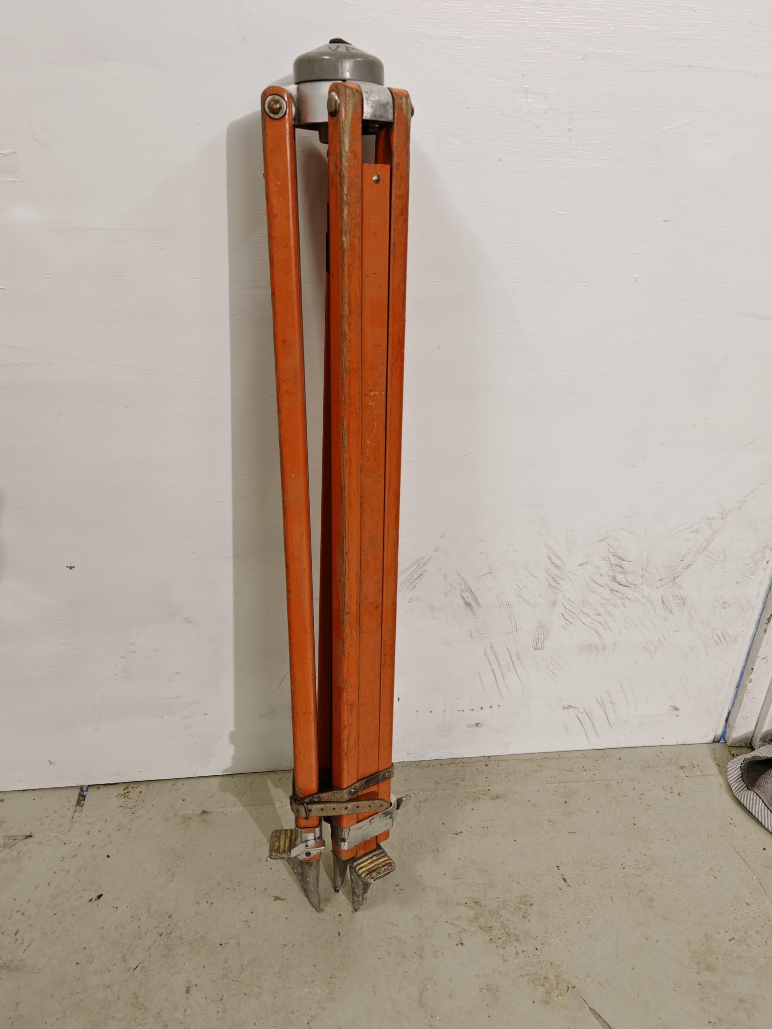 Kolmijalka vuokralle