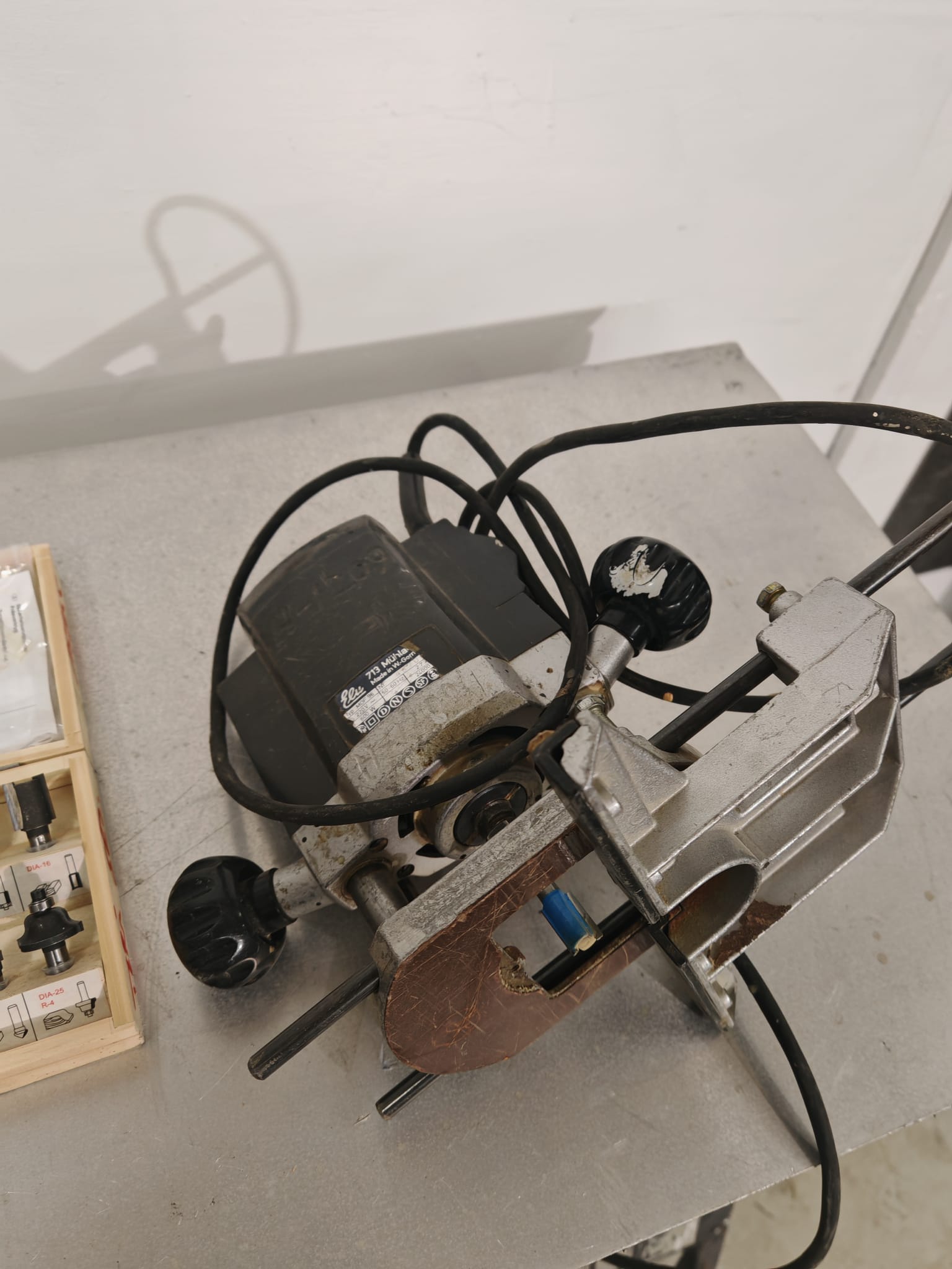 230 V jyrsin vuokralle