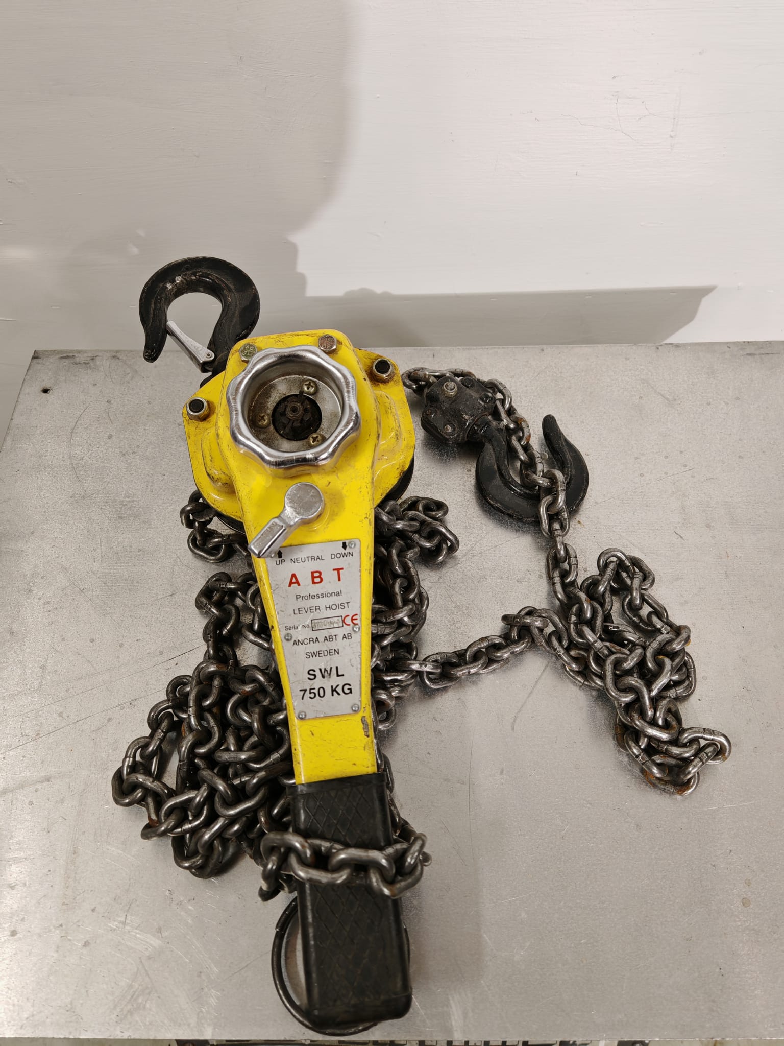 Ketjuviputalja 750 kg vuokralle