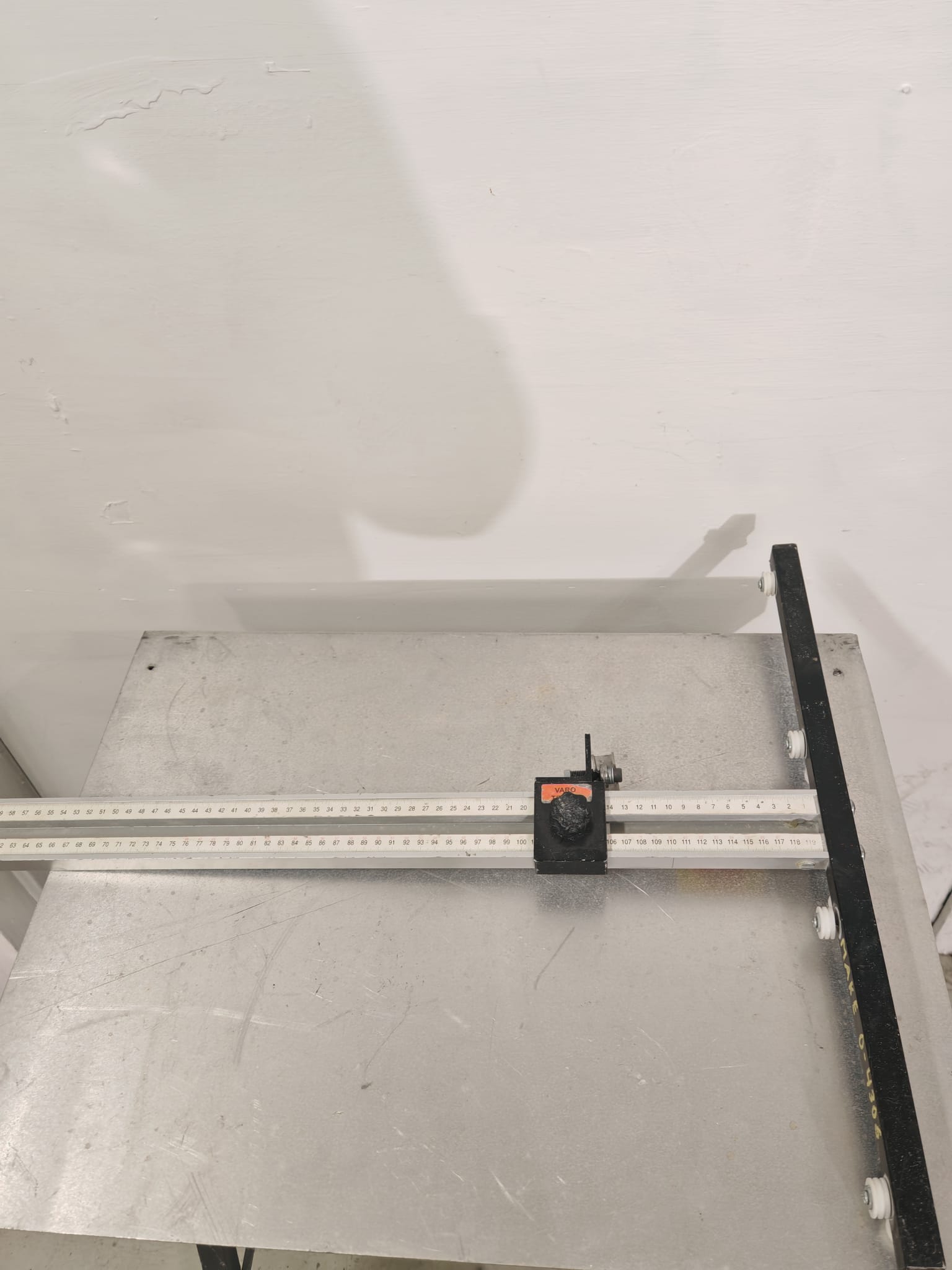 Kipsilevyleikkuri vuokralle