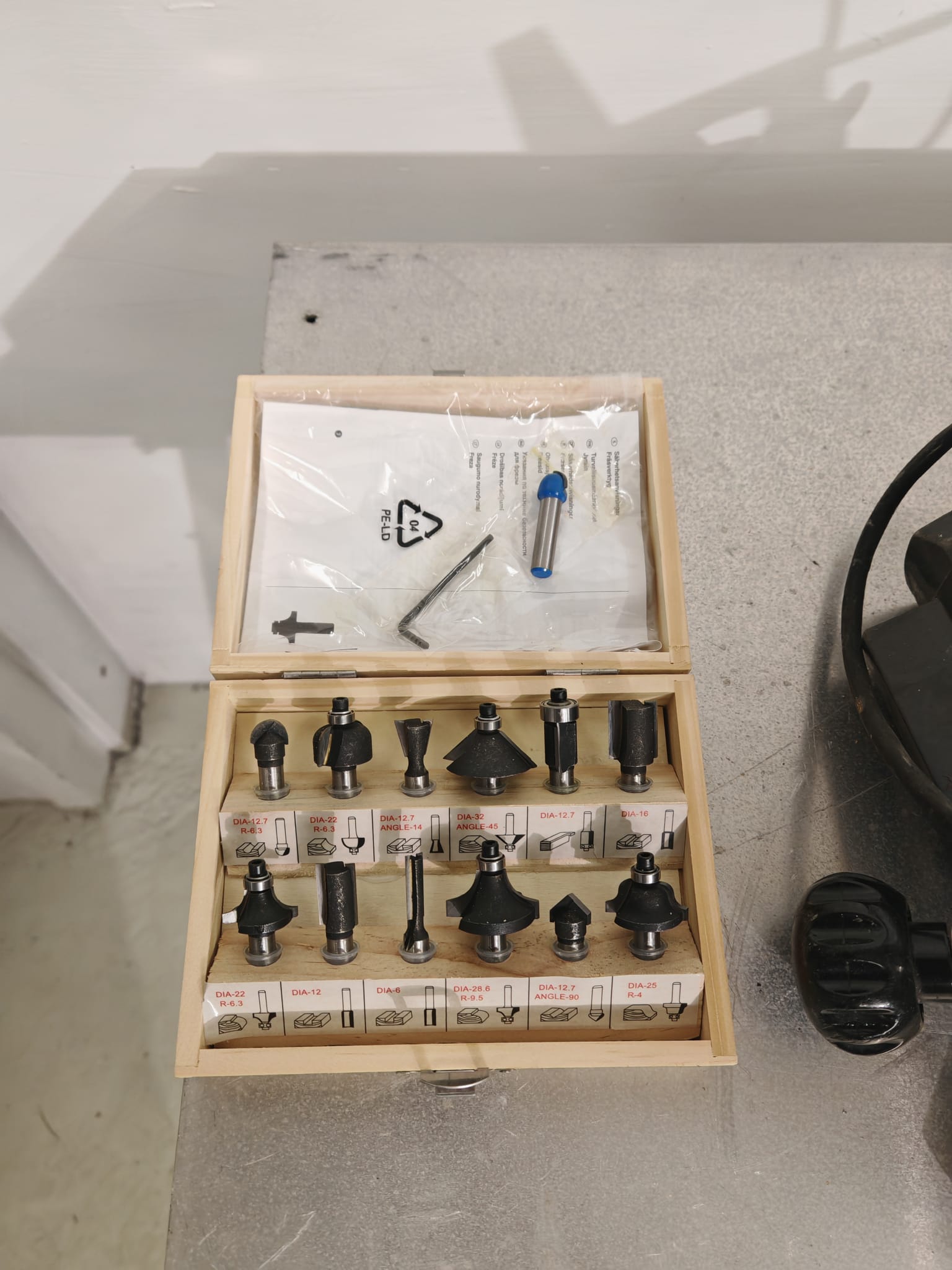 230 V jyrsin vuokralle