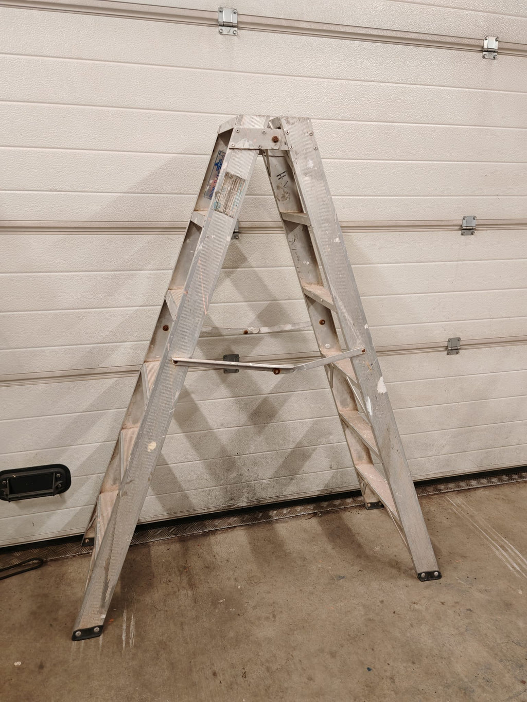 150 cm tikkaat vuokralle