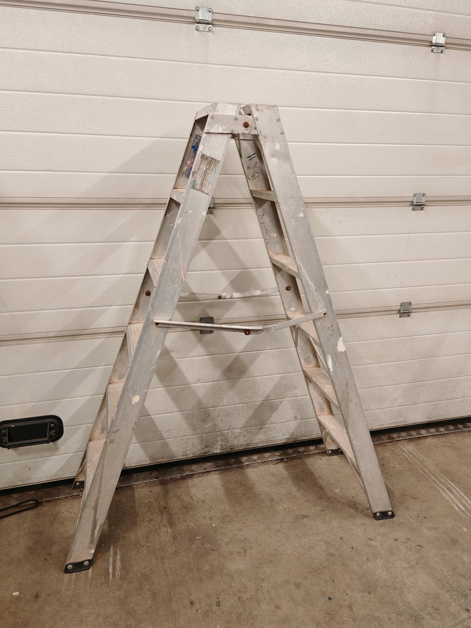 150 cm tikkaat vuokralle