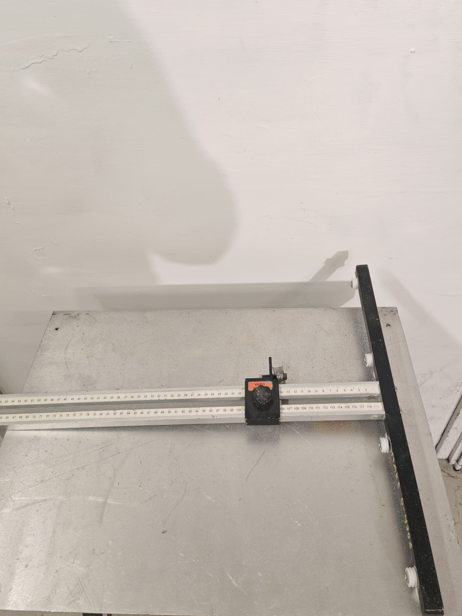 Kipsilevyleikkuri vuokralle