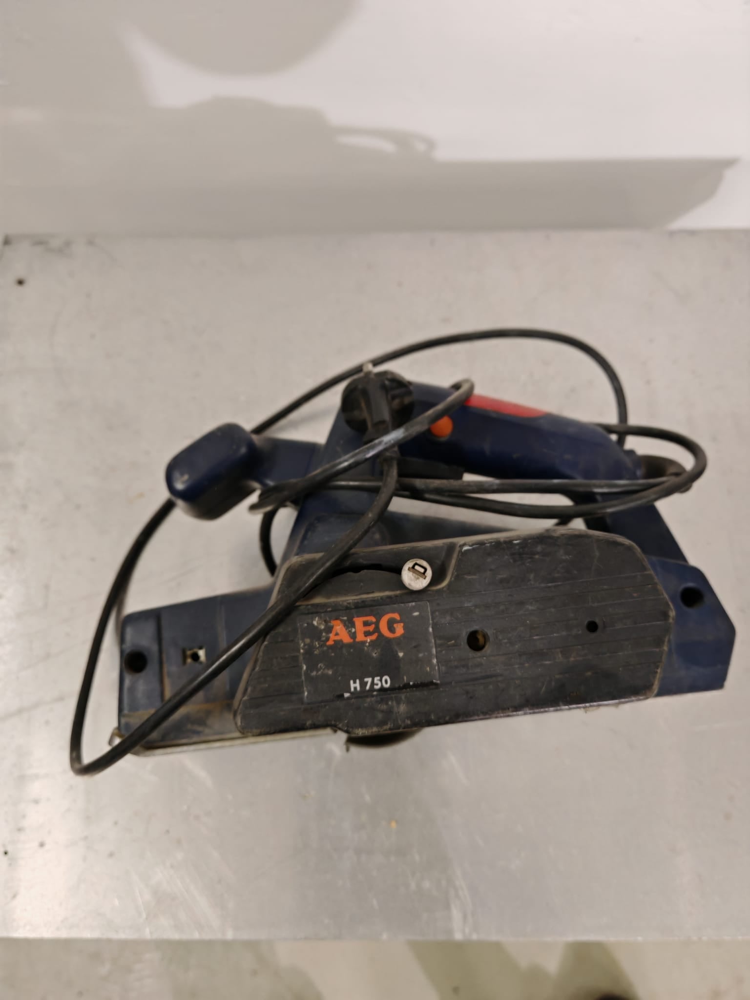 230v Käsihöylä vuokralle