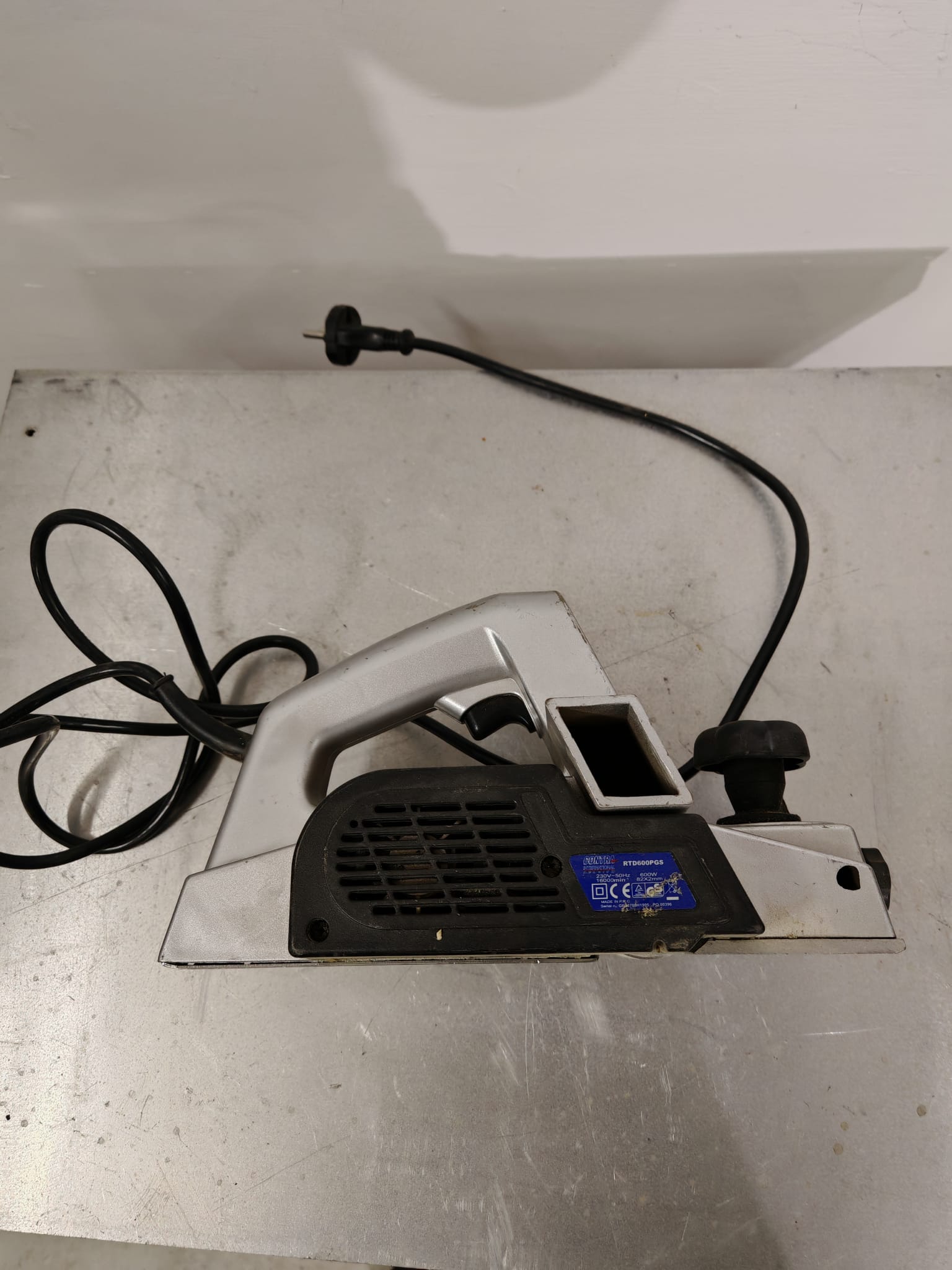 230v Käsihöylä vuokralle