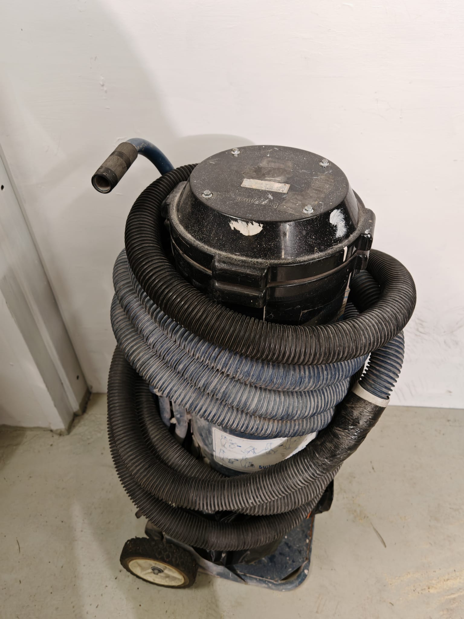 Dustcontrol 230v Rakennusimuri vuokralle