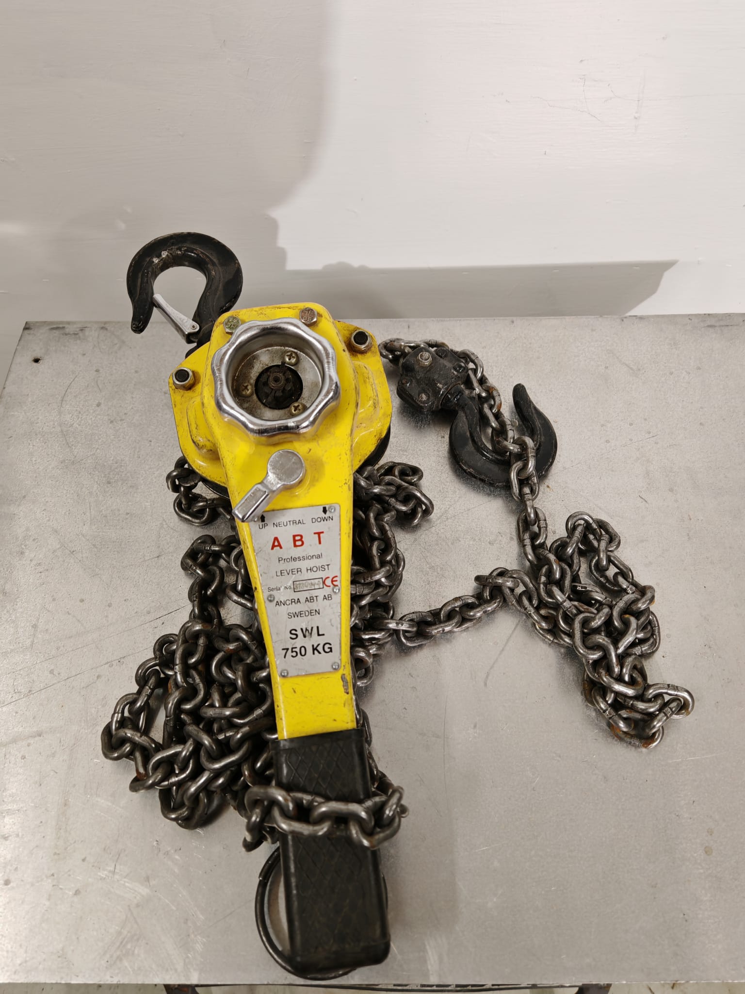 Ketjuviputalja 750 kg vuokralle